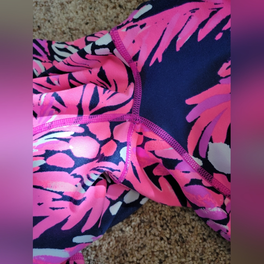 🌴"Lilly Pulitzer" Luxletic Leggings🌴 - Picture 4 of 16